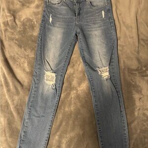 Trendy Distressed Skinny Jeans in Blue